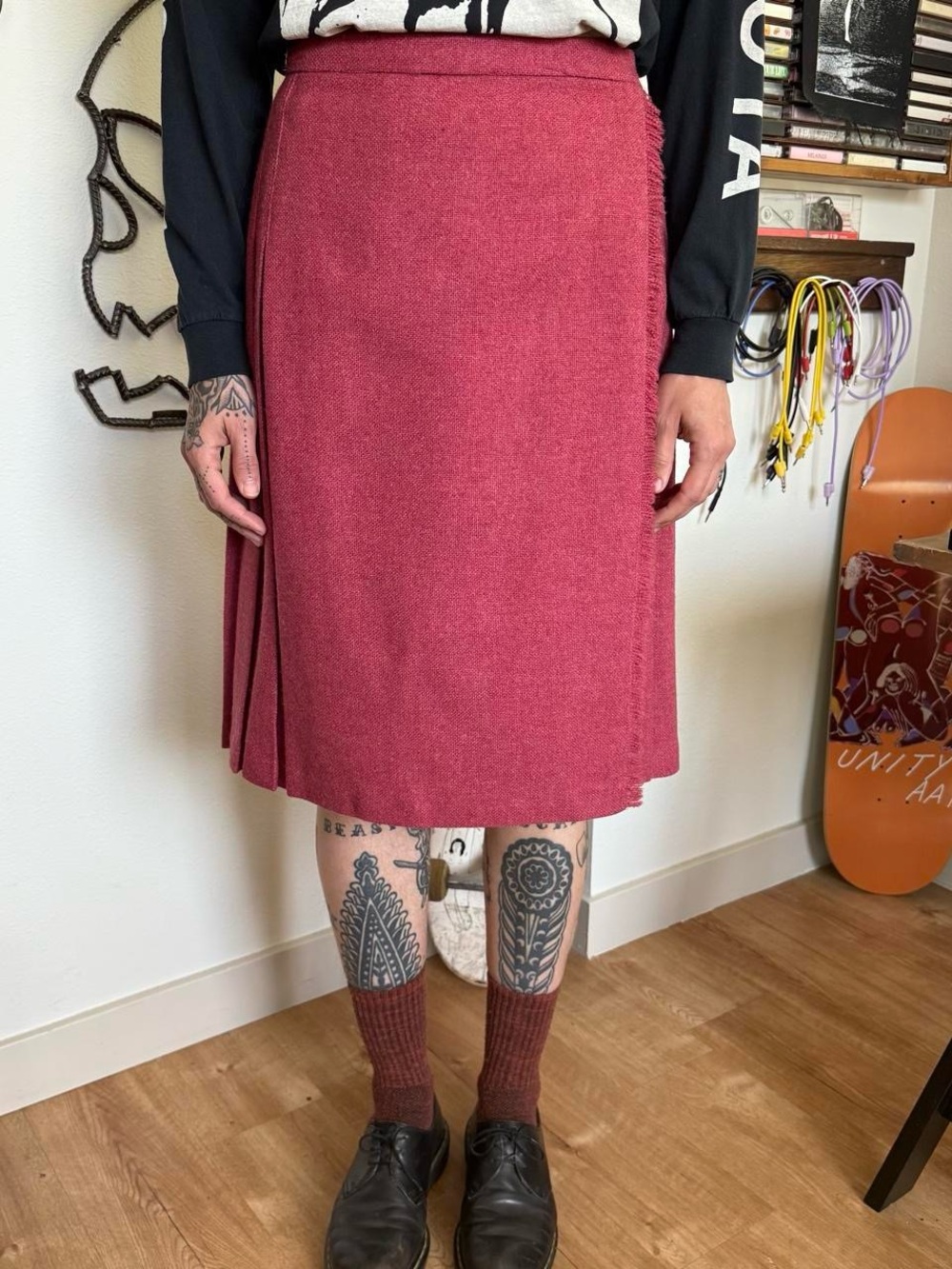 Vintage 70s 80s Burgundy Pleated Scottish Wool Midi Wrap Skirt ~ Size Small